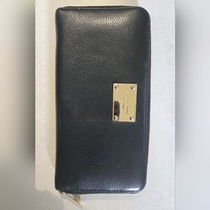 Michael Kors Black Wallet with Gold Plate